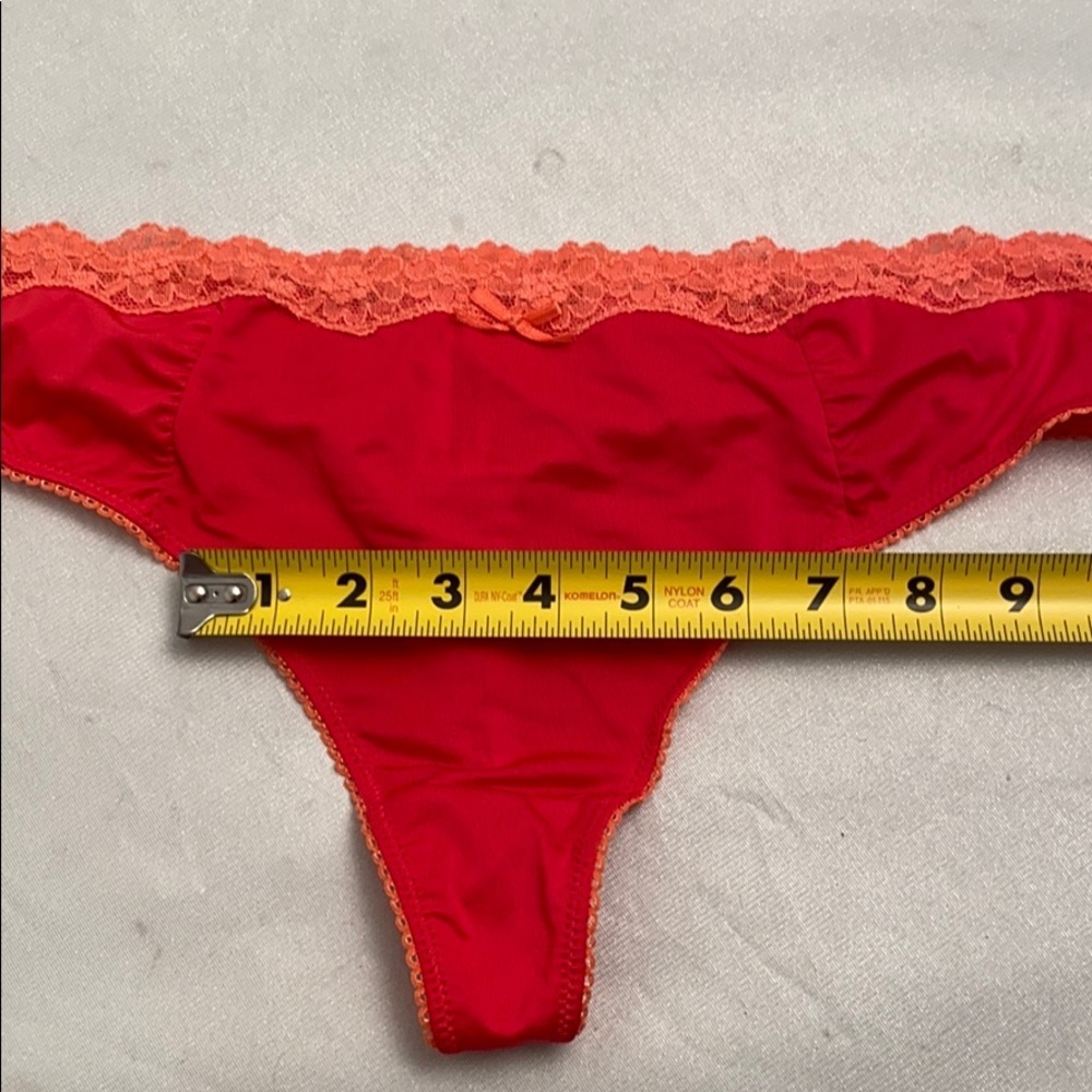 Maidenform pink and coral nylon thong panty XL - Picture 4 of 7